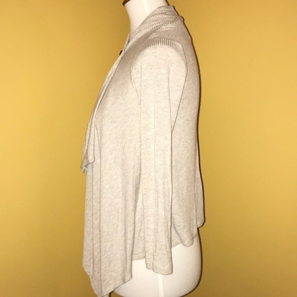 2/$35 h.i.p. Beige cardigan - Picture 2 of 5